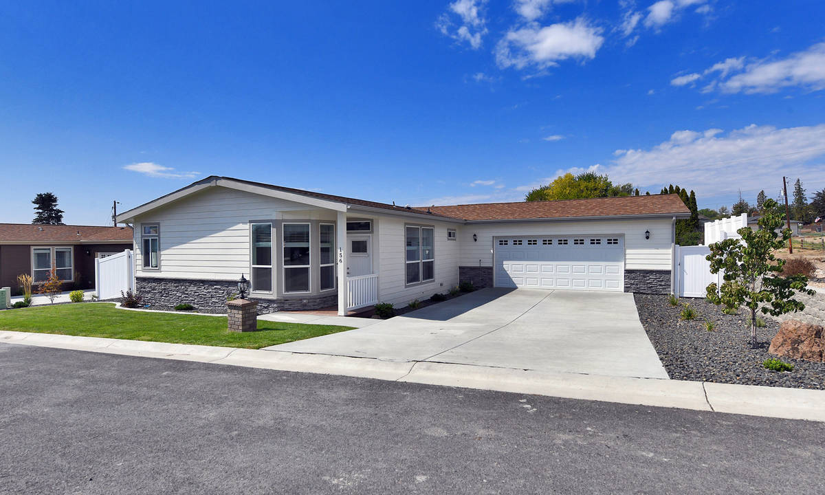The Lilac (Lot 156)